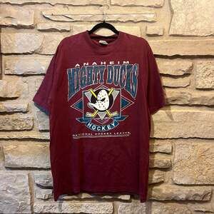 Vintage 1993 Anaheim Mighty Ducks NHL Hockey Graphic T-Shirt Size Medium
